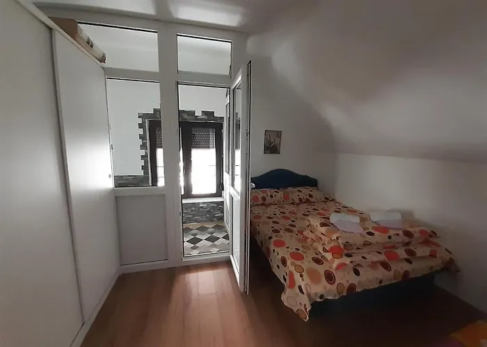 Апартаменты Anja *